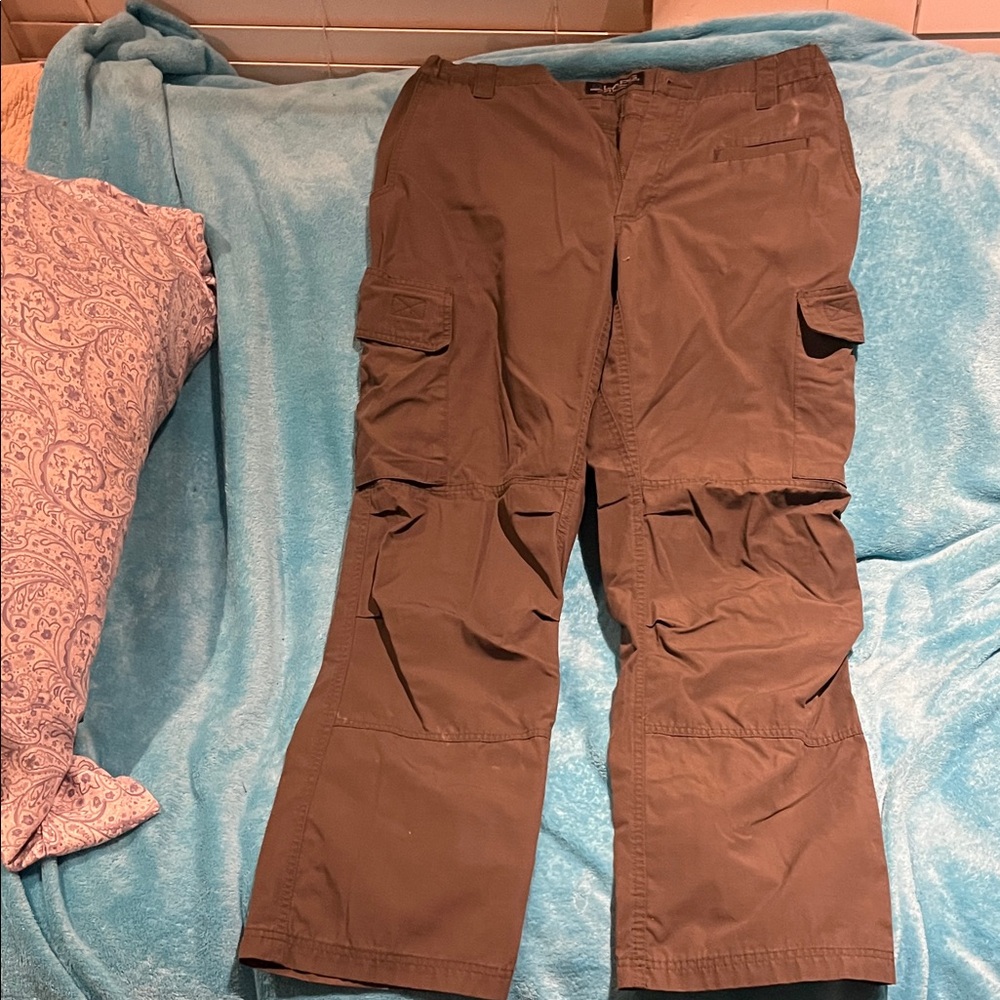 Men's OD Green tactical Pants sz 34-32